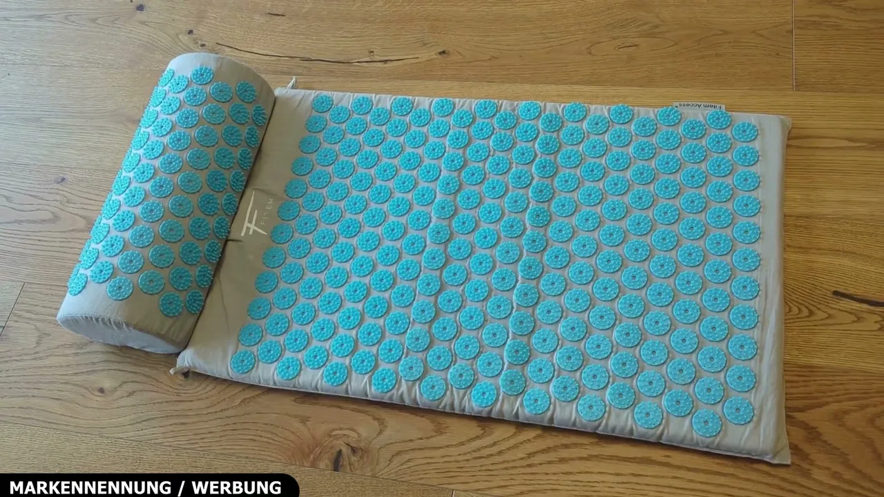 In meinem Test hat mir das Zusammenspiel aus Matte und Nackenkissen besonders gut bei meinen Rückenverspannungen geholfen.