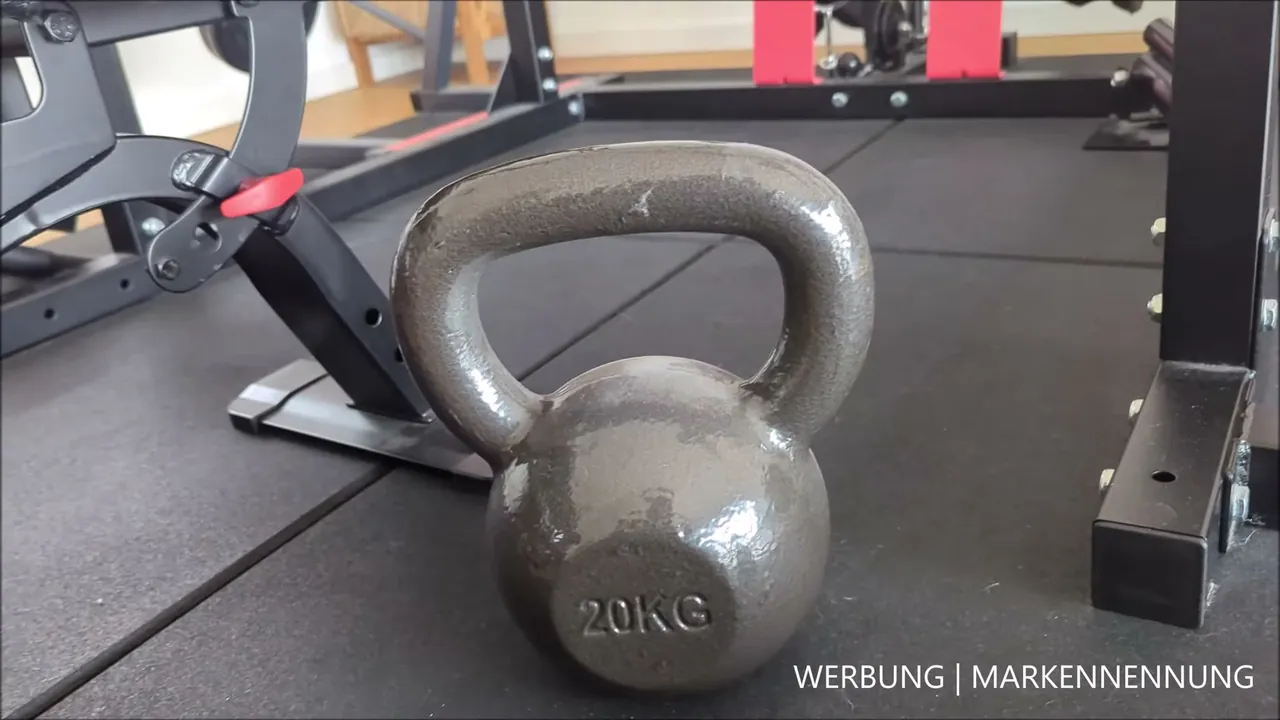 Meiner Meinung nach macht die 20-kg-Kettlebell aus massivem Gusseisen einen sehr soliden und robusten Eindruck.