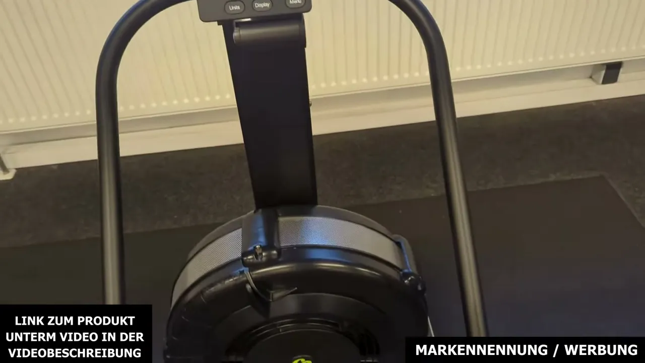 Ich denke, der optionale Standfuß mit Rollen bietet enorme Flexibilität, wenn das Gerät frei im Raum stehen soll