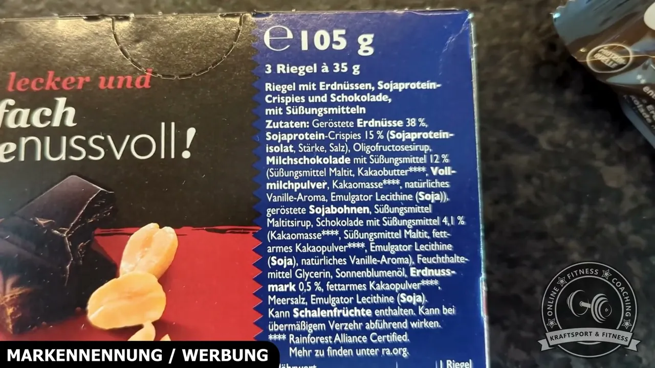 Mir gefällt besonders, dass das Protein vor allem aus satten 38 Prozent Erdnüssen sowie Soja-Crispies gewonnen wird.