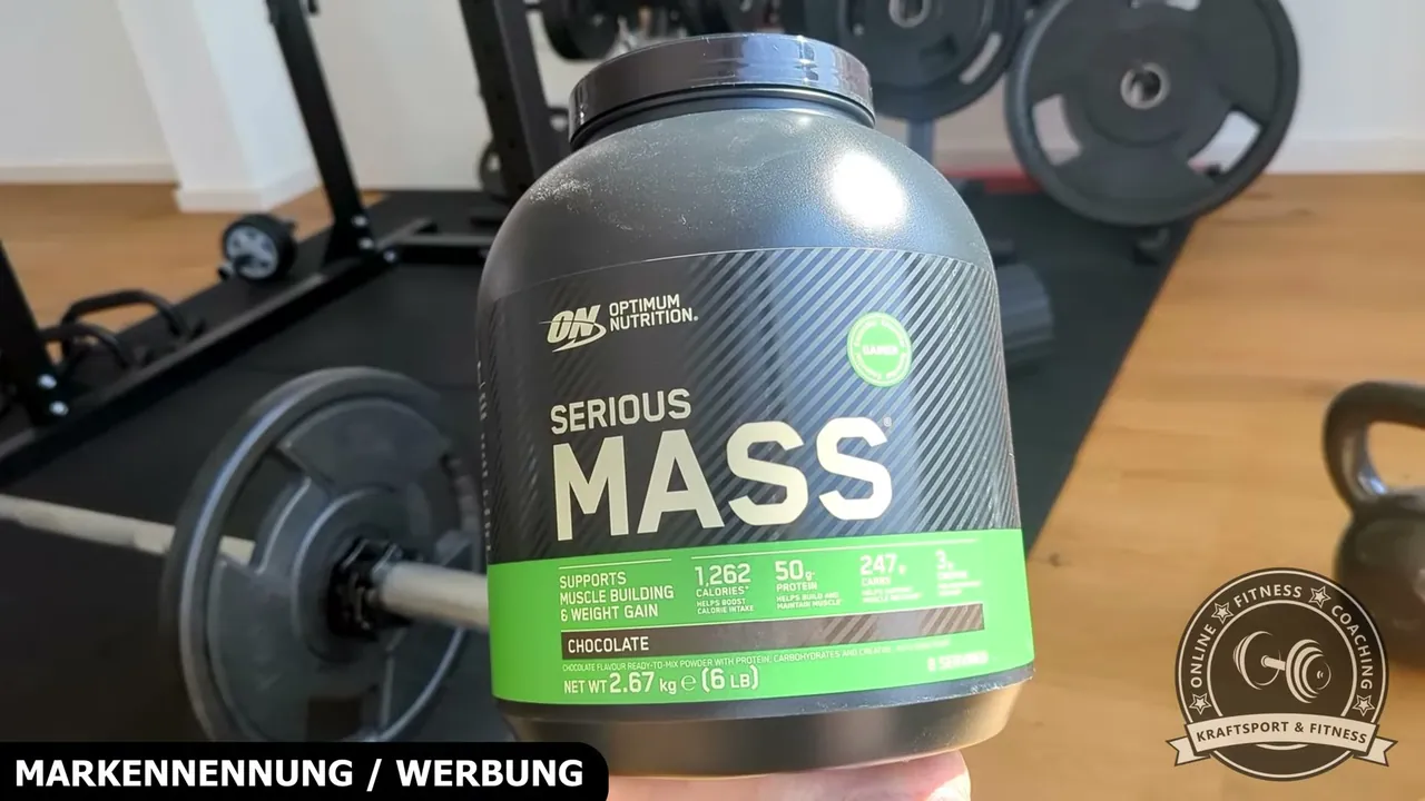 Der Weight Gainer Serious Mass von Optimum Nutrition liefert über 1.250 Kalorien und 50 Gramm Eiweiß pro Portion.
