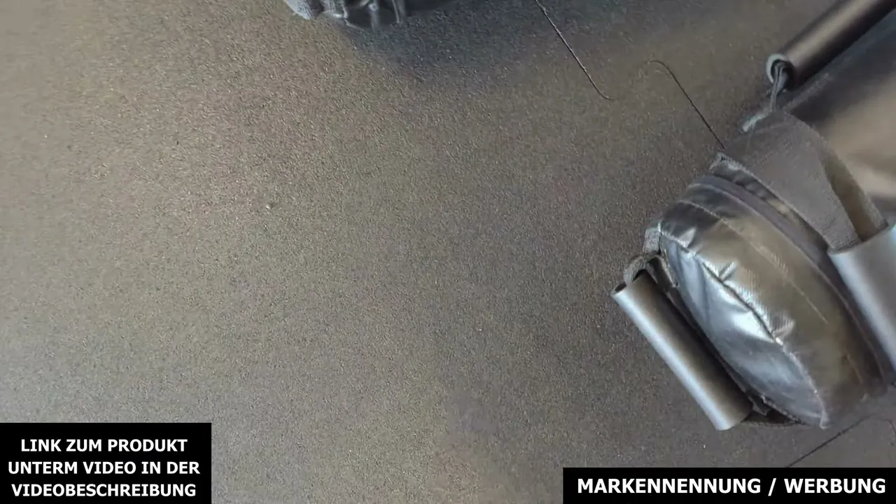 Ich nutze das Zusatzgewicht besonders gerne für Ausfallschritte, um Balance und Beinkraft gleichzeitig zu fordern.