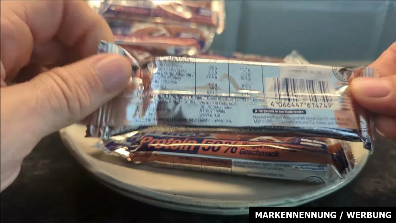 Meiner Meinung nach überzeugen die Nährwerte mit satten 22,5 g Protein pro Riegel und nur sehr wenig Zucker.