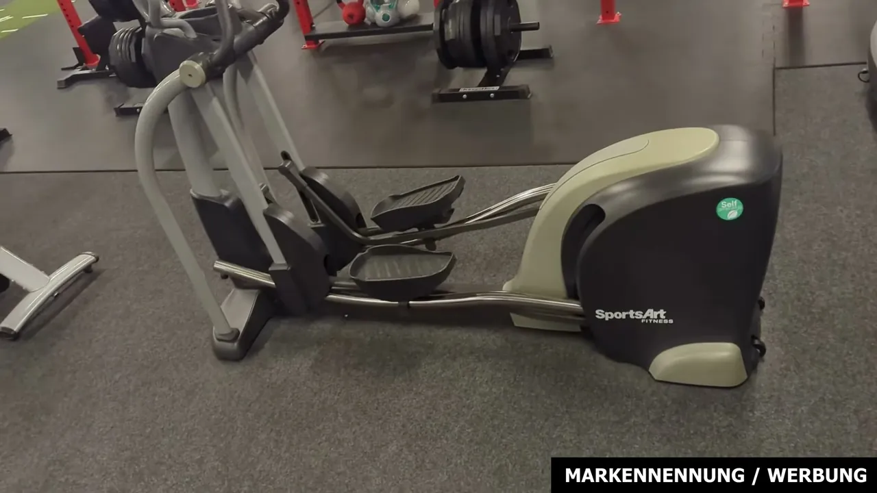 Meiner Meinung nach ist der SportsArt Crosstrainer ein extrem robustes Profigerät mit absolut flüssigem Bewegungsablauf.